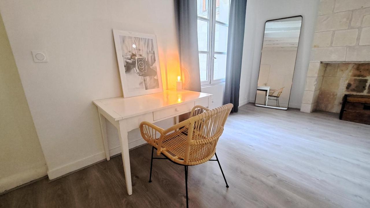 Appartement Centre Vieux Tours Dans Immeuble Historique 3P Екстер'єр фото