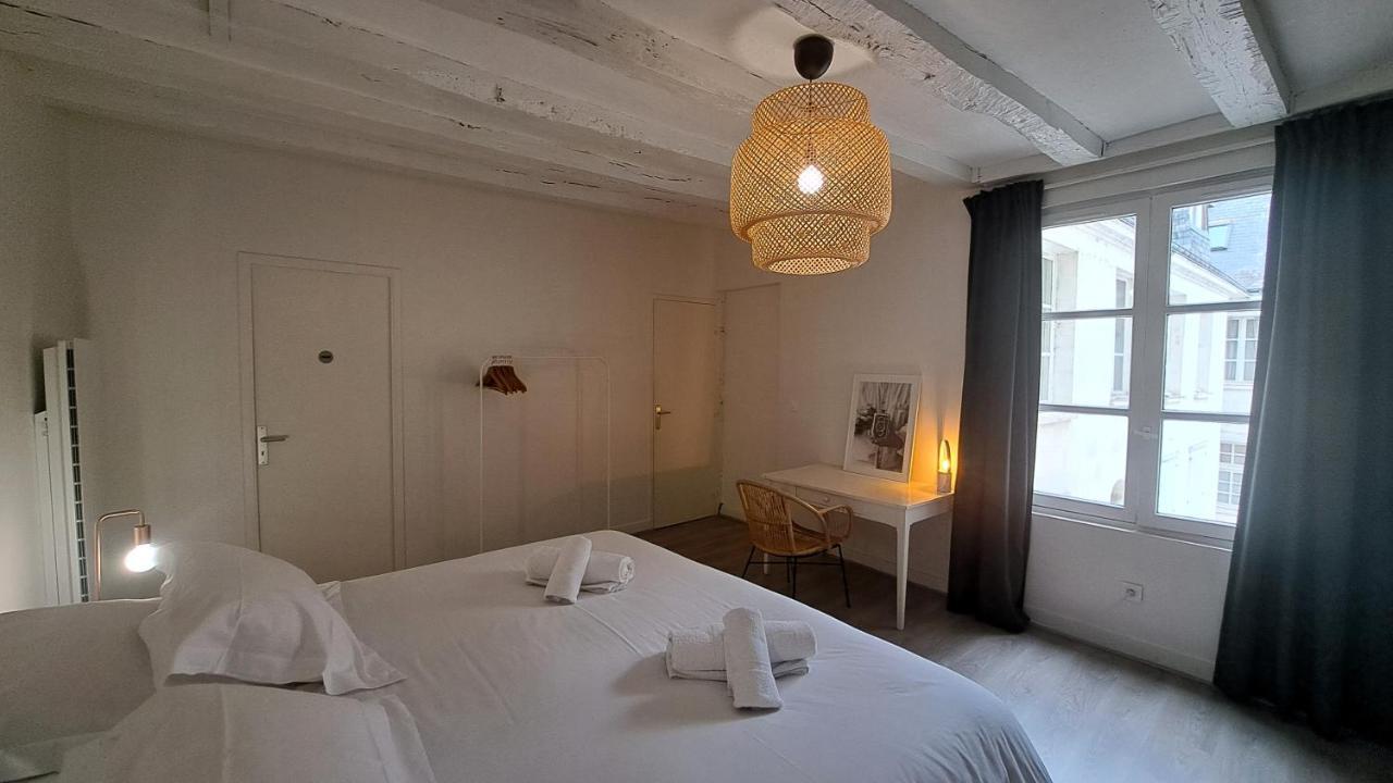 Appartement Centre Vieux Tours Dans Immeuble Historique 3P Екстер'єр фото